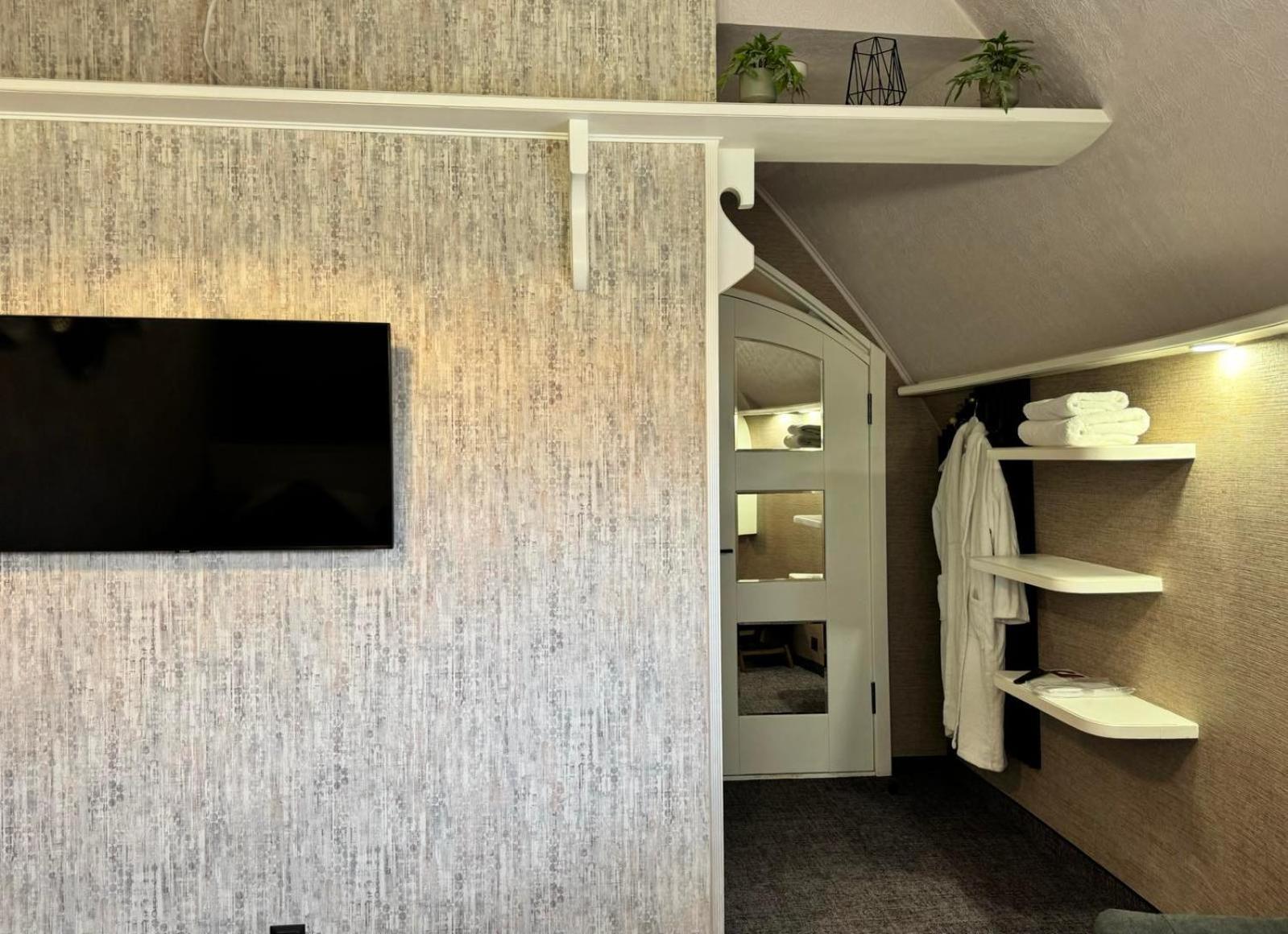 Hotel Veles Zolotonosha Dış mekan fotoğraf
