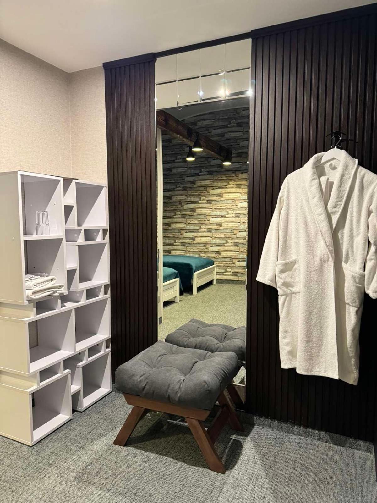 Hotel Veles Zolotonosha Dış mekan fotoğraf