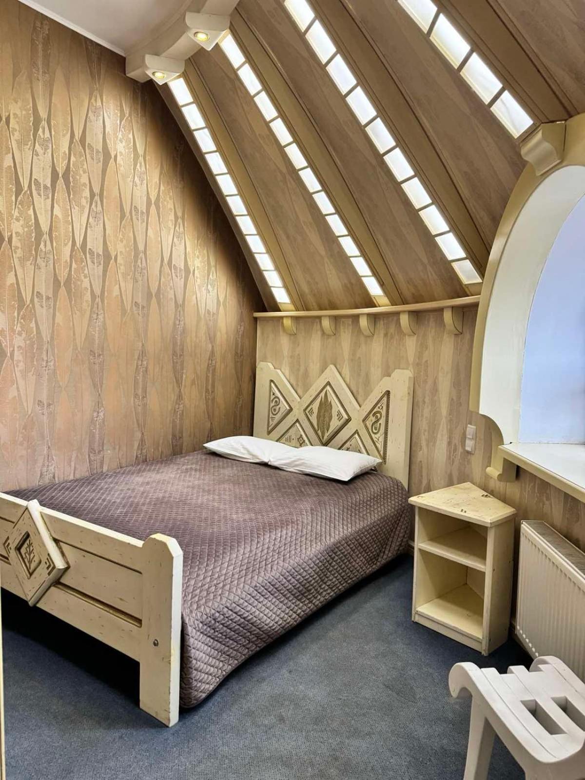 Hotel Veles Zolotonosha Dış mekan fotoğraf