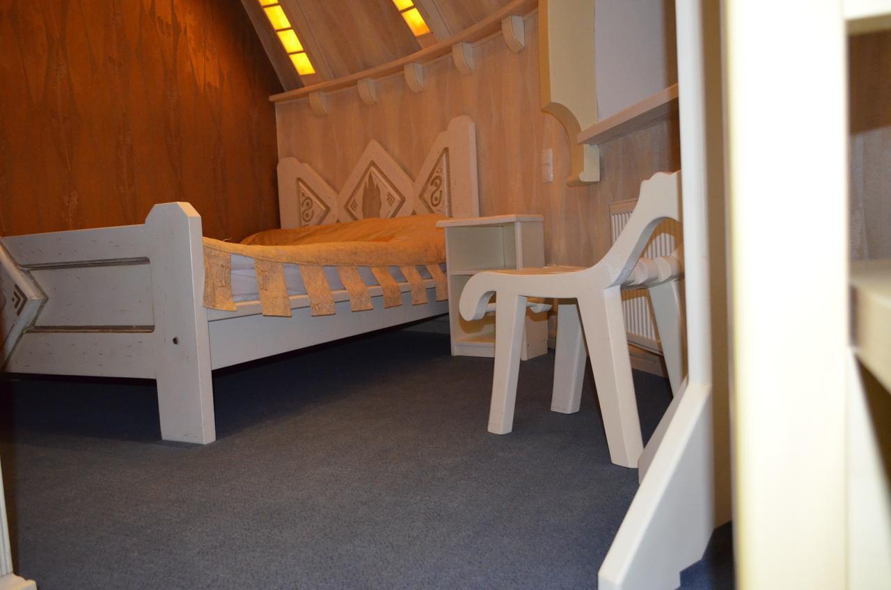 Hotel Veles Zolotonosha Dış mekan fotoğraf