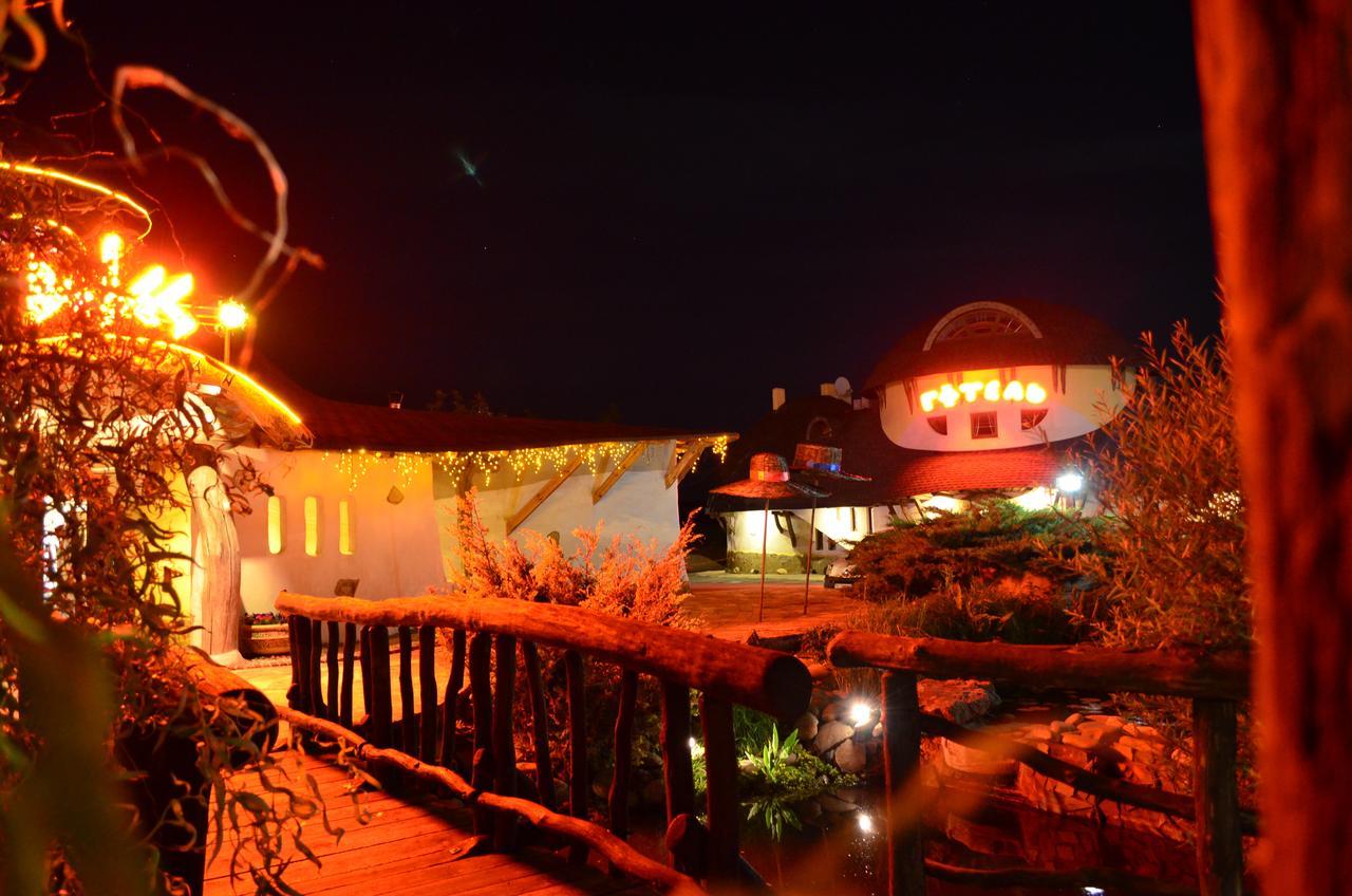 Hotel Veles Zolotonosha Dış mekan fotoğraf